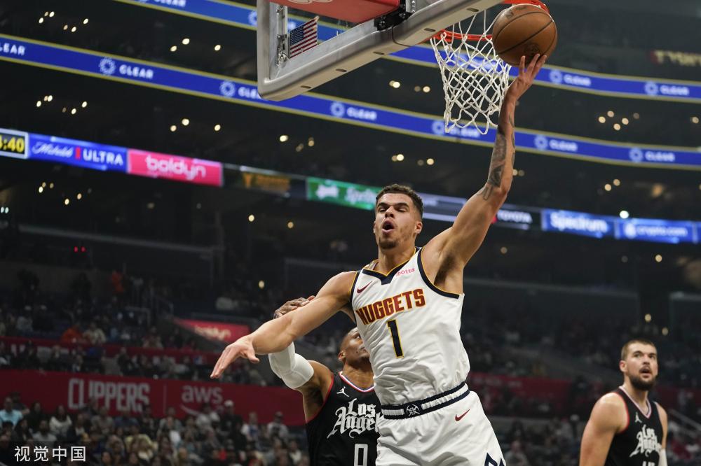 不仅为球队 不仅为球队