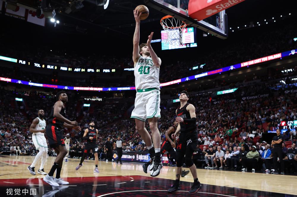 他所效力的 他所效力的