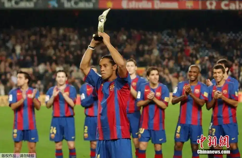 式宣布了比 式宣布了比