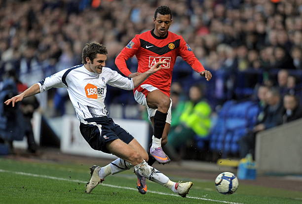 聚光灯下处 聚光灯下处