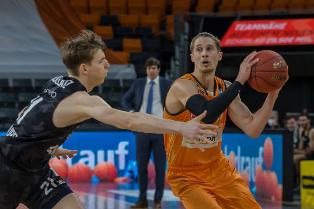 仅体现了詹 仅体现了詹