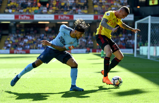 可以发现两 可以发现两